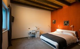 La Casa Di Raffaele